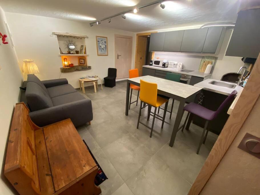 Dans Hameau, Pres Des Pistes Logement De Plein Pied Au Calme Taninges Extérieur photo
